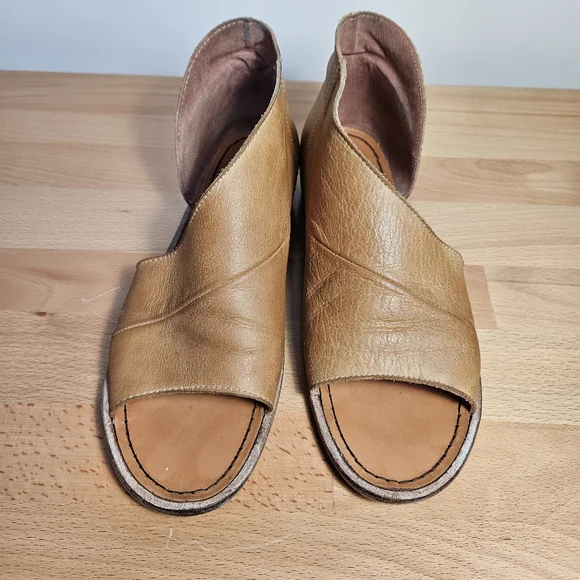 Free People Mont Blanc Sandals - Picture 2 of 8